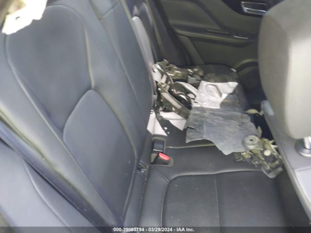 SADCJ2FX2JA294611 Jaguar F-pace 25t Premium
