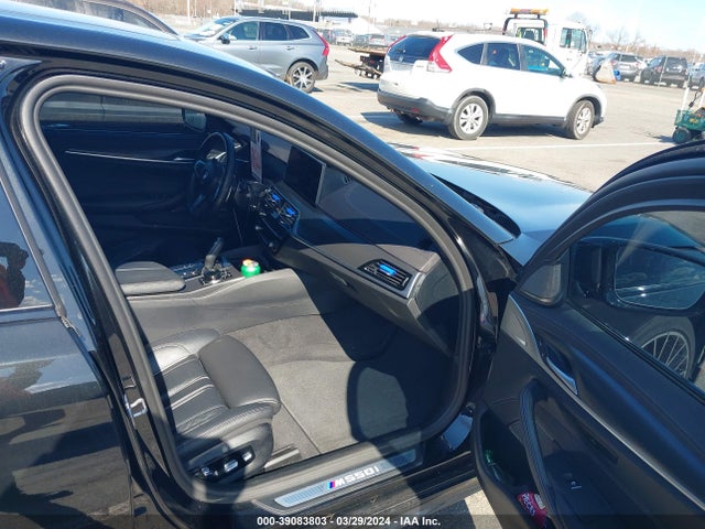 BMW M550 I Xdrive 2023 WBA13BK04PCL22666 Image 5