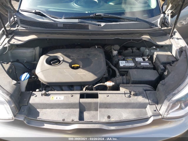 KIA SOUL + 2018 KNDJP3A53J7558445 Image 10