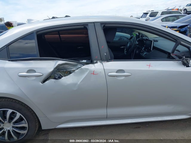 Toyota COROLLA LE 2020 5YFEPRAE6LP092001 Image 13