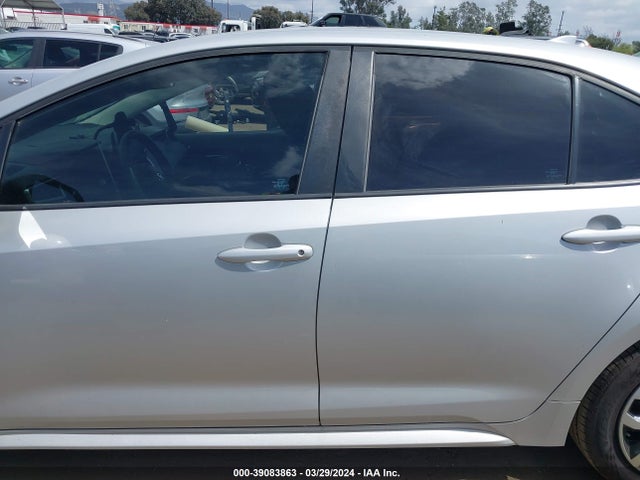Toyota COROLLA LE 2020 5YFEPRAE6LP092001 Image 14