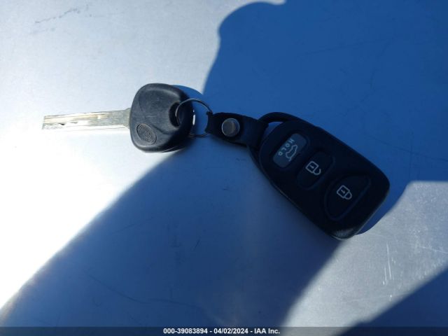 KMHTC6AD3GU251490 Hyundai Veloster