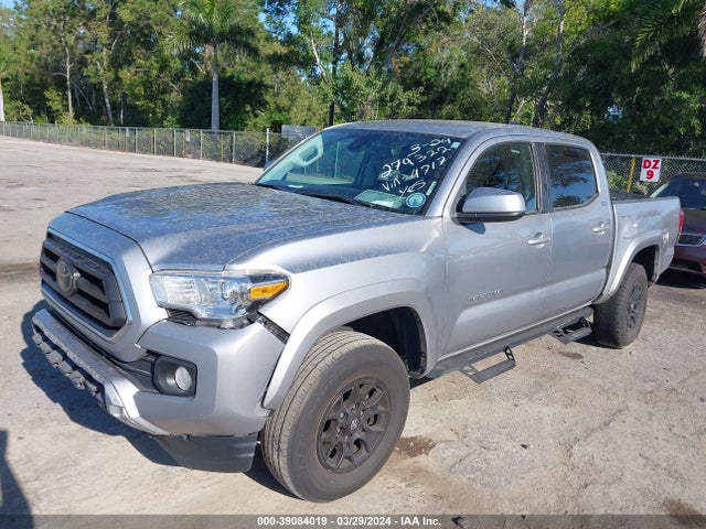 Toyota Tacoma Sr5 V6 2021 5TFAZ5CN5MX114717 Image 2