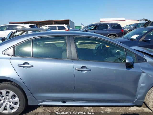 Toyota COROLLA LE 2022 JTDEPMAE3N3016606 Image 12