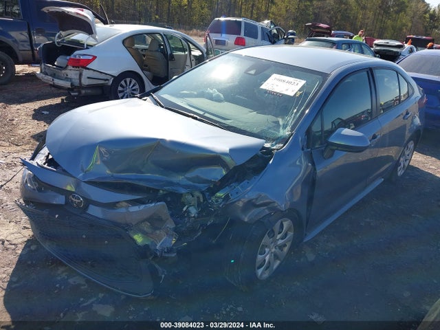 Toyota COROLLA LE 2022 JTDEPMAE3N3016606 Image 2