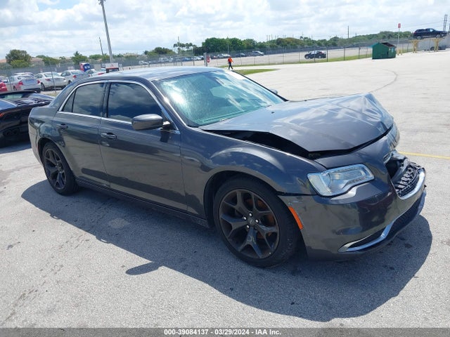 Chrysler 300 300s Alloy Edition 2017 2C3CCABG3HH577170 Image 1