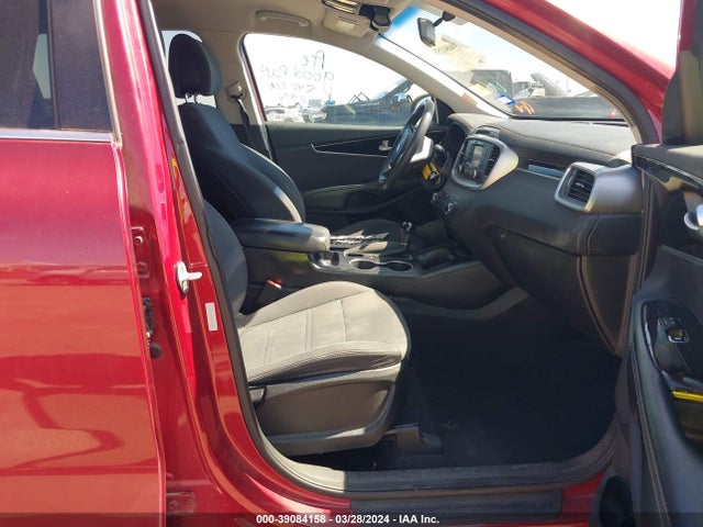 KIA Sorento 3.3l Lx 2017 5XYPG4A50HG220708 Image 5