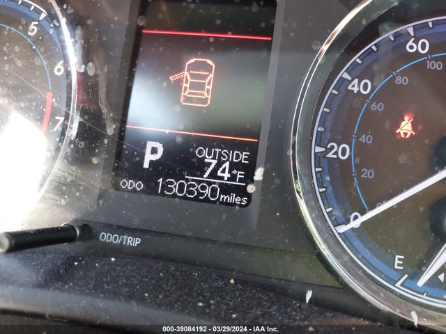 Toyota COROLLA LE 2018 5YFBURHE0JP805456 Image 15