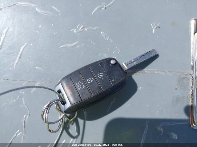 KNDJN2A23F7812247 KIA Soul
