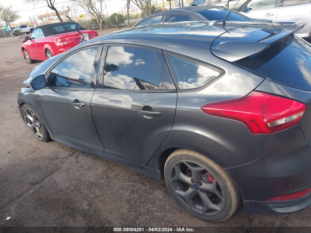 Ford FOCUS ST 2015 1FADP3L93FL314568 Image 14