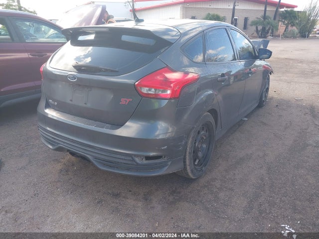 Ford FOCUS ST 2015 1FADP3L93FL314568 Image 4
