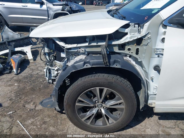 Toyota Highlander Xle V6 2016 5TDKKRFH3GS186063 Image 18