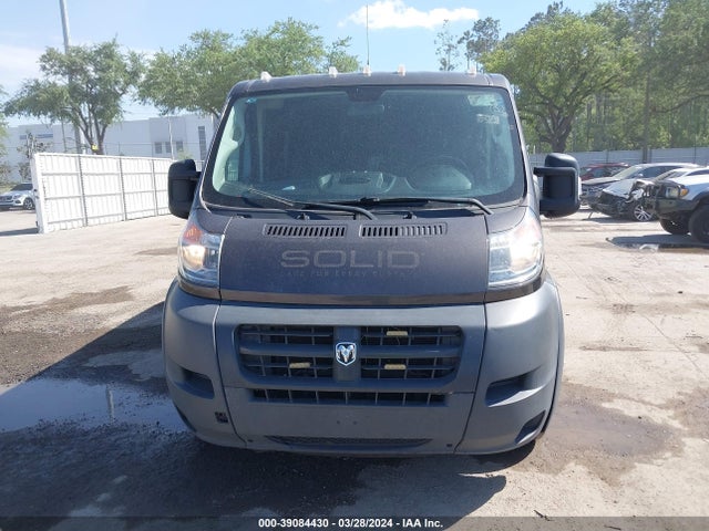 3C6TRVAG0JE135393 RAM Promaster 1500 Low Roof 136 Wb