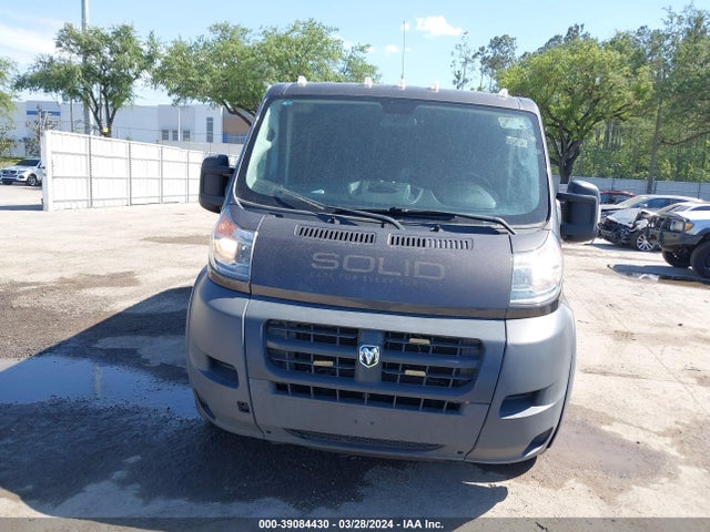 3C6TRVAG0JE135393 RAM Promaster 1500 Low Roof 136 Wb