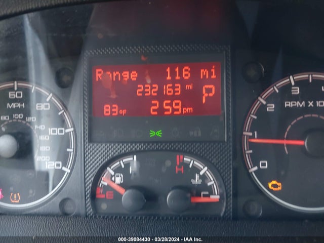 3C6TRVAG0JE135393 RAM Promaster 1500 Low Roof 136 Wb