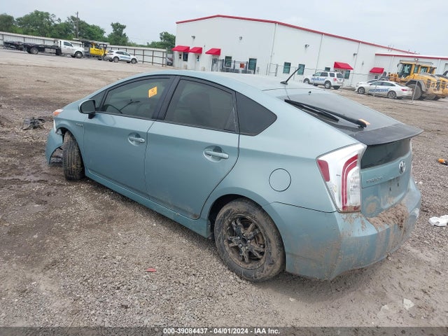 Toyota Prius 2014 JTDKN3DUXE1820127 Image 3