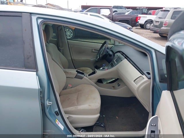 Toyota Prius 2014 JTDKN3DUXE1820127 Image 5