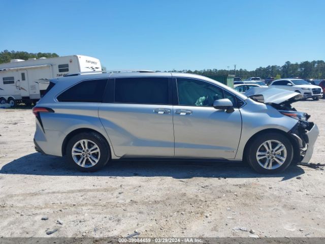 5TDESKFC9MS001695 Toyota Sienna Platinum