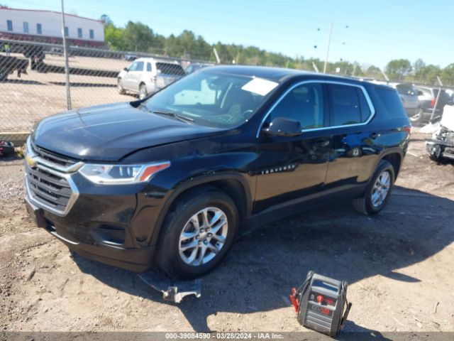 Chevrolet Traverse Ls 2018 1GNERFKWXJJ248677 Image 2