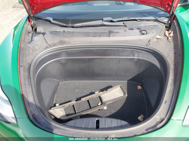 5YJ3E1EB0JF091661 Tesla Model 3 Long Range/performance