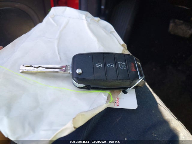 KIA SOUL + 2017 KNDJP3A54H7460793 Image 11