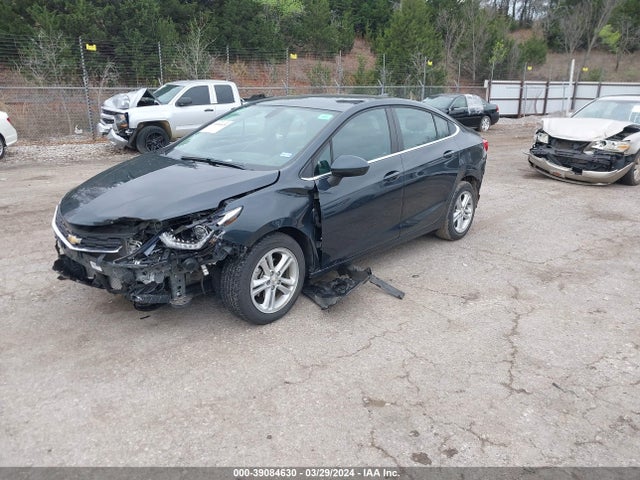 Chevrolet Cruze Lt Auto 2018 1G1BE5SM6J7212202 Image 2