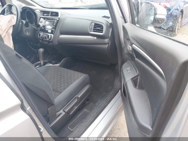 Honda FIT LX 2016 JHMGK5H59GX010256 Image 5