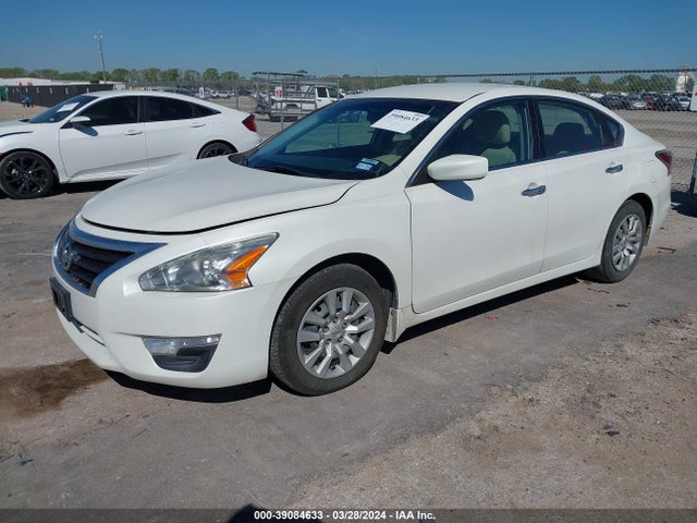 Nissan Altima 2.5 S 2015 1N4AL3AP5FC476136 Image 2