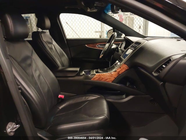 2LMPJ8LR9HBL32579 Lincoln Mkx Reserve