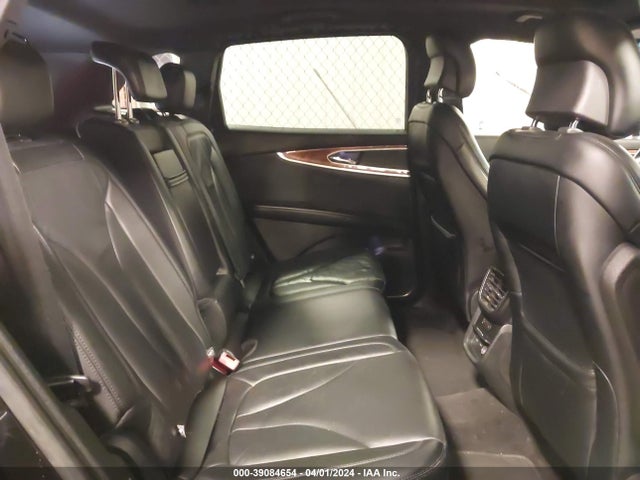 2LMPJ8LR9HBL32579 Lincoln Mkx Reserve