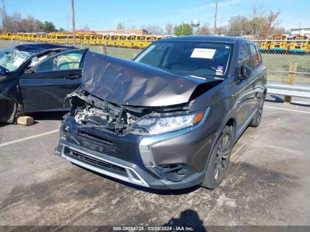 JA4AD2A3XKZ047168 Mitsubishi Outlander Es