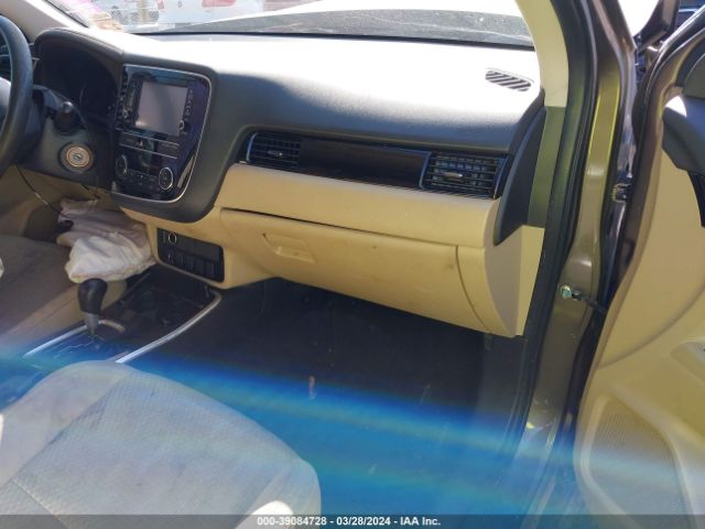JA4AD2A3XKZ047168 Mitsubishi Outlander Es