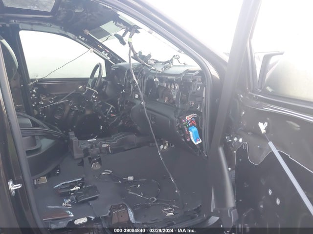 Chevrolet Silverado 1500 2019 1GCPWFED0KZ396800 Image 5