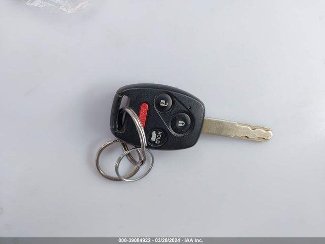 Honda Pilot Touring 2014 5FNYF4H99EB010224 Image 11