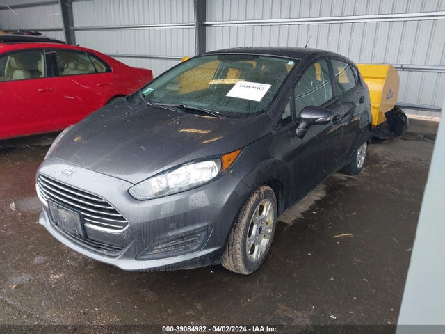 Ford FIESTA SE 2015 3FADP4EJXFM121183 Image 2