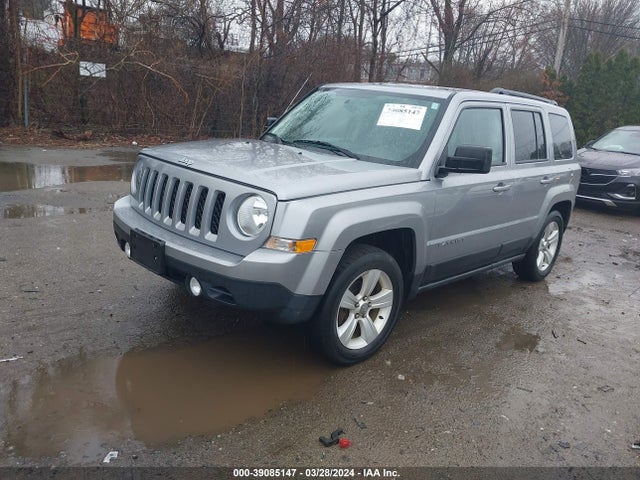 1C4NJRFB7GD673418 Jeep Patriot Latitude