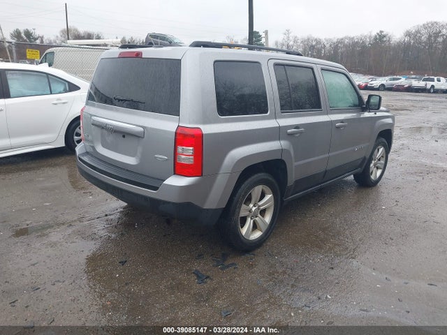 1C4NJRFB7GD673418 Jeep Patriot Latitude