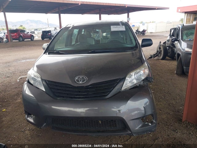 Toyota Sienna L 7 Passenger 2015 5TDZK3DC1FS659301 Image 11
