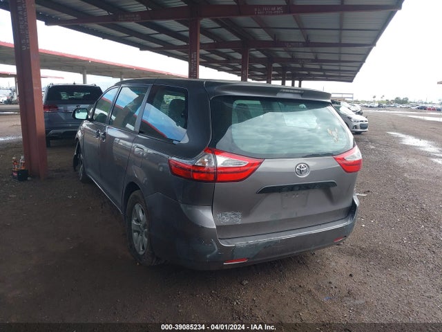 Toyota Sienna L 7 Passenger 2015 5TDZK3DC1FS659301 Image 3