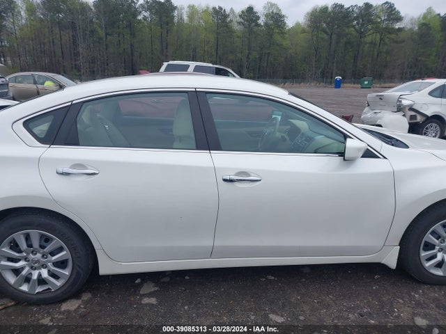 Nissan Altima 2.5 S 2015 1N4AL3AP1FC240647 Image 13