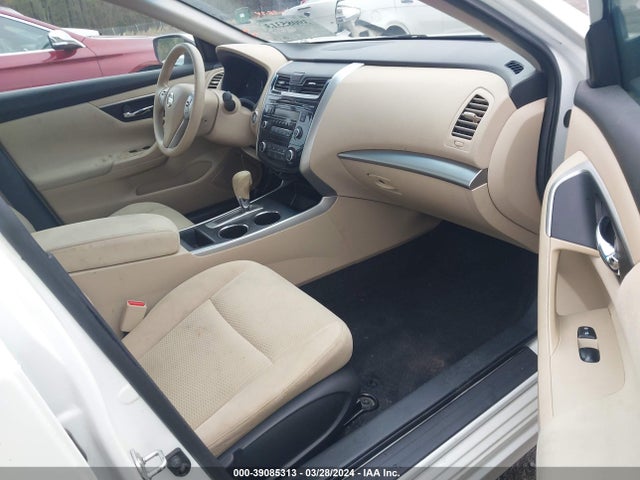 Nissan Altima 2.5 S 2015 1N4AL3AP1FC240647 Image 5
