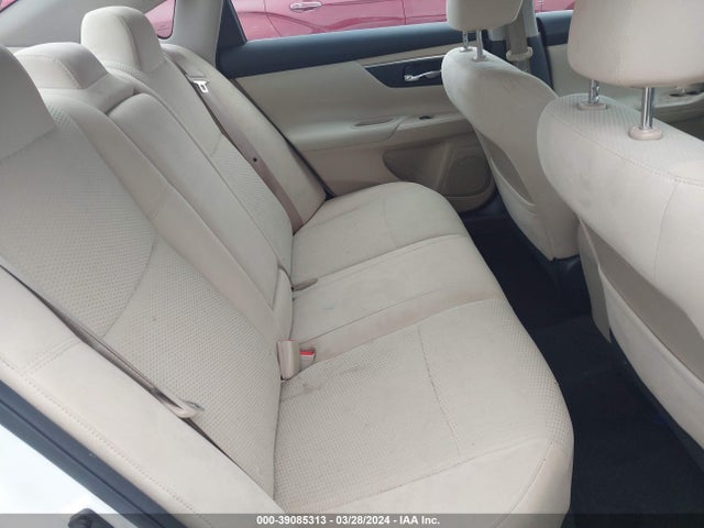 Nissan Altima 2.5 S 2015 1N4AL3AP1FC240647 Image 8