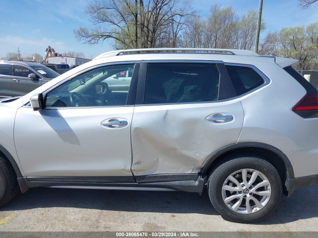 Nissan ROGUE SV 2018 5N1AT2MVXJC817288 Image 6