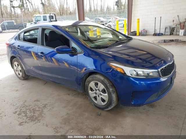 KIA FORTE LX 2018 3KPFK4A75JE255131 Image 1