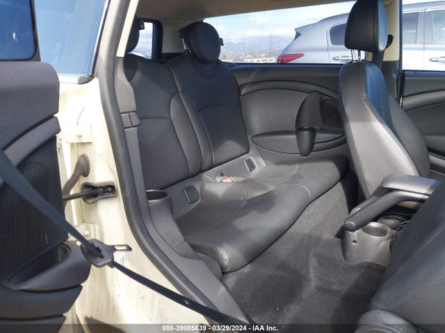 2013 MINI CLUBMAN WMWZF3C54DT490961 Photo 7