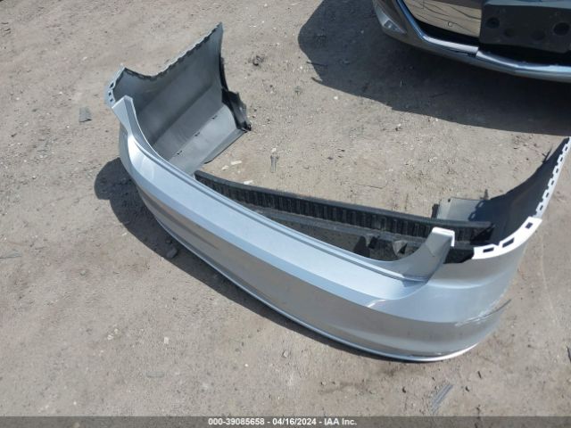 3VWD17AJ2FM262345 Volkswagen Jetta 1.8t Se