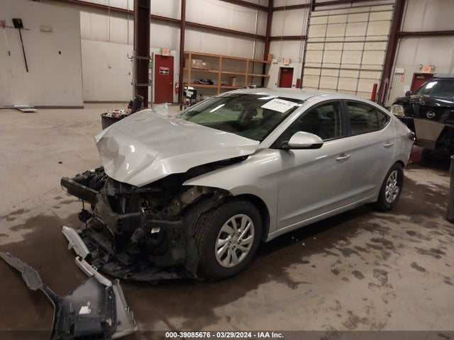 Hyundai ELANTRA SE 2017 5NPD74LF9HH113772 Image 2