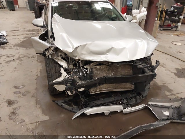 Hyundai ELANTRA SE 2017 5NPD74LF9HH113772 Image 6