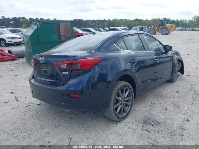 3MZBN1V37JM258014 Mazda Mazda3 Touring