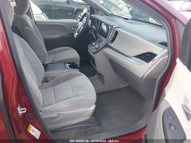 Toyota Sienna Le 8 Passenger 2015 5TDKK3DC1FS579059 Image 5